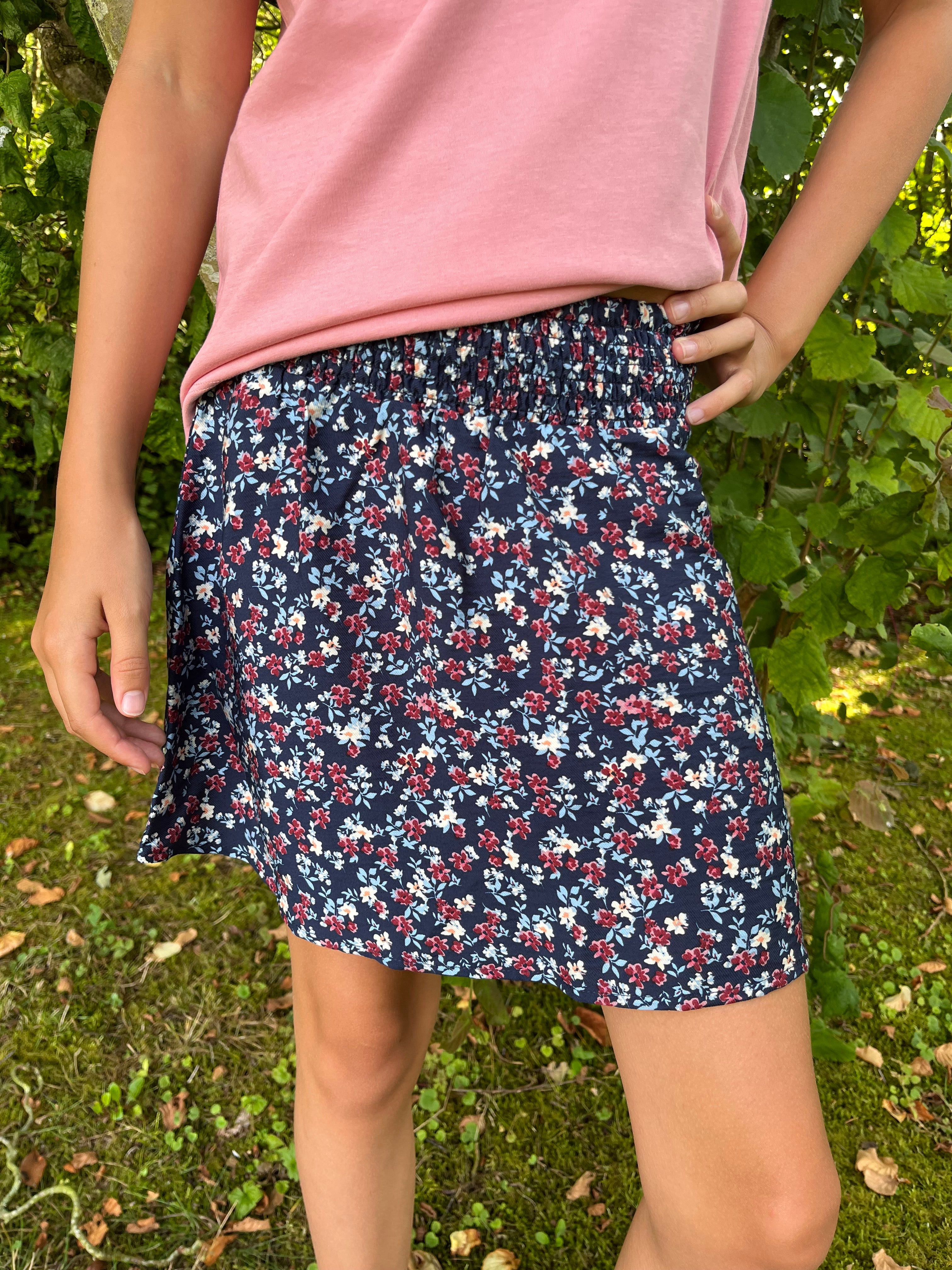 VMLUCY Short Skirt - Navy Blazer